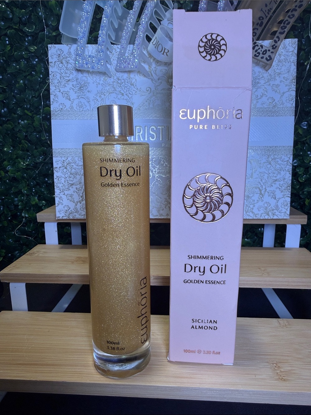 Euphoria Shimmering Golden Dry Oil - Sicilian Almond (Gold)